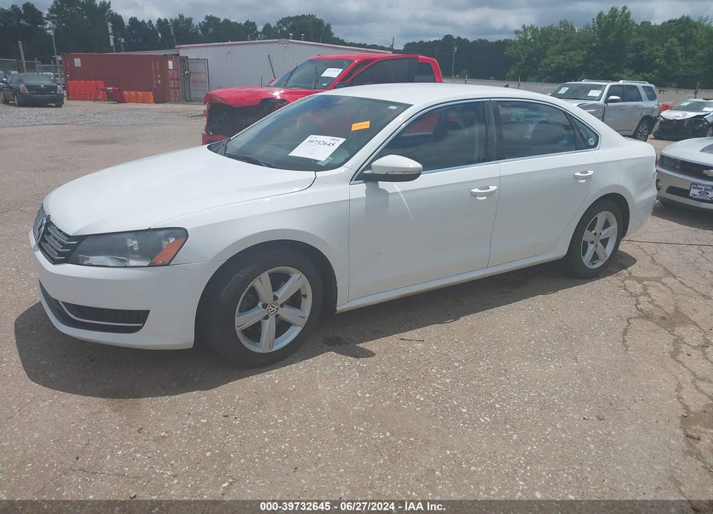 2013 VOLKSWAGEN PASSAT 2.5L SE VIN: 1VWBH7A38DC037124