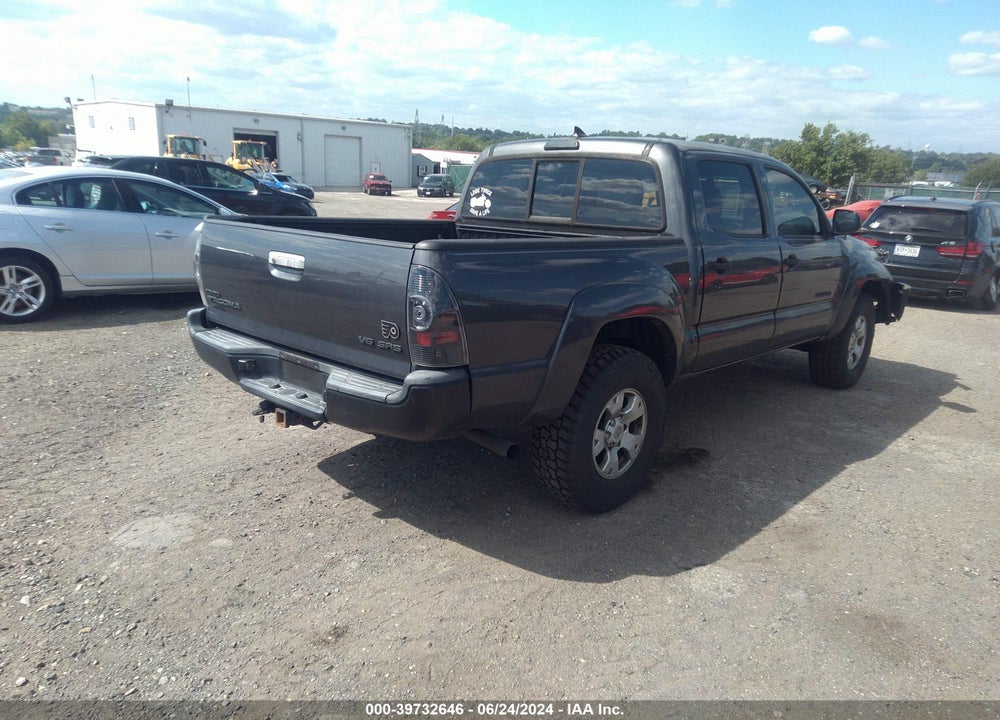 2015 TOYOTA TACOMA BASE V6 VIN: 3TMLU4EN9FM174085