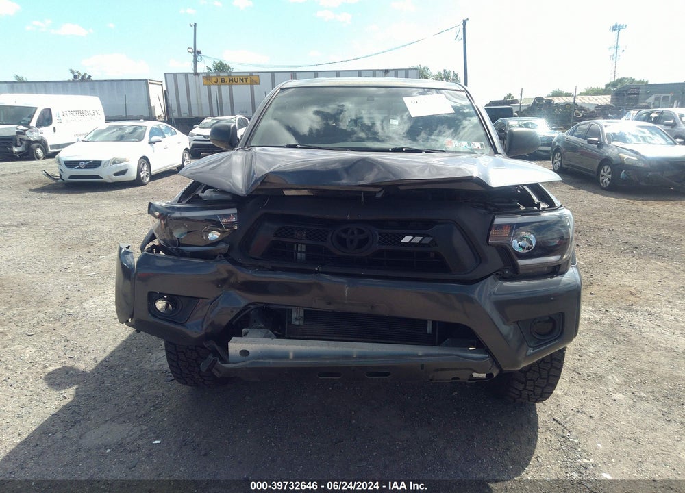 2015 TOYOTA TACOMA BASE V6 VIN: 3TMLU4EN9FM174085