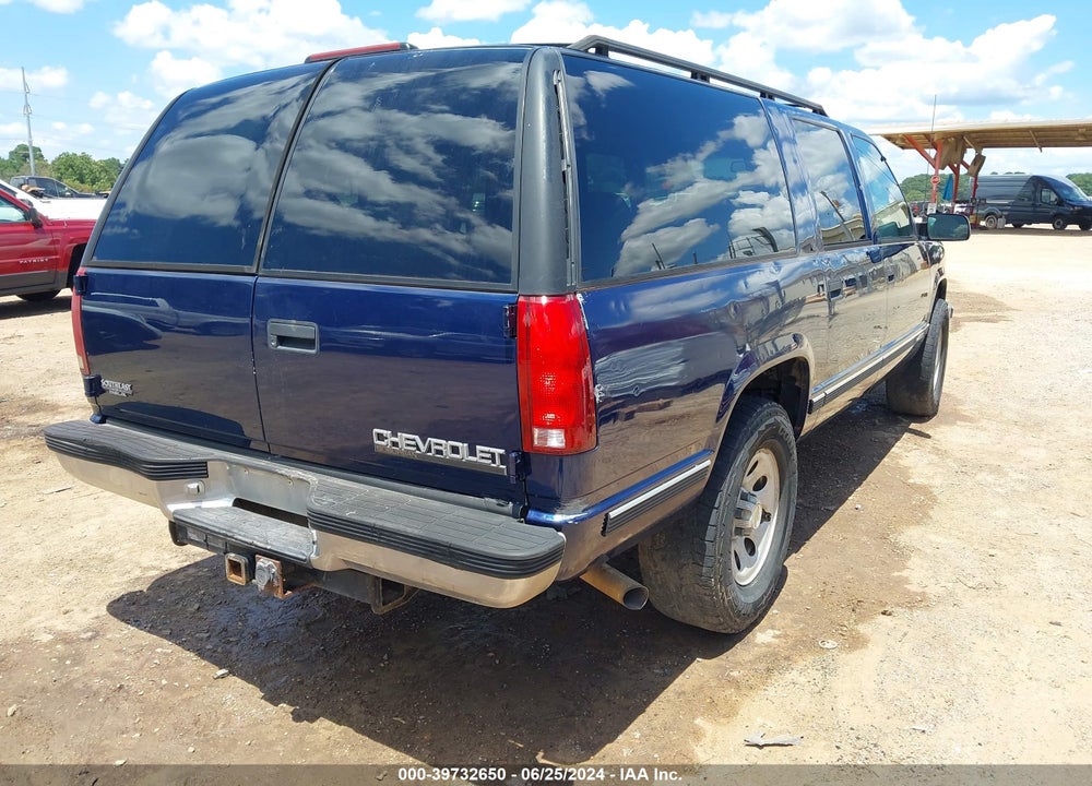 1996 CHEVROLET SUBURBAN K1500 VIN: 3GNFK16R6TG165316