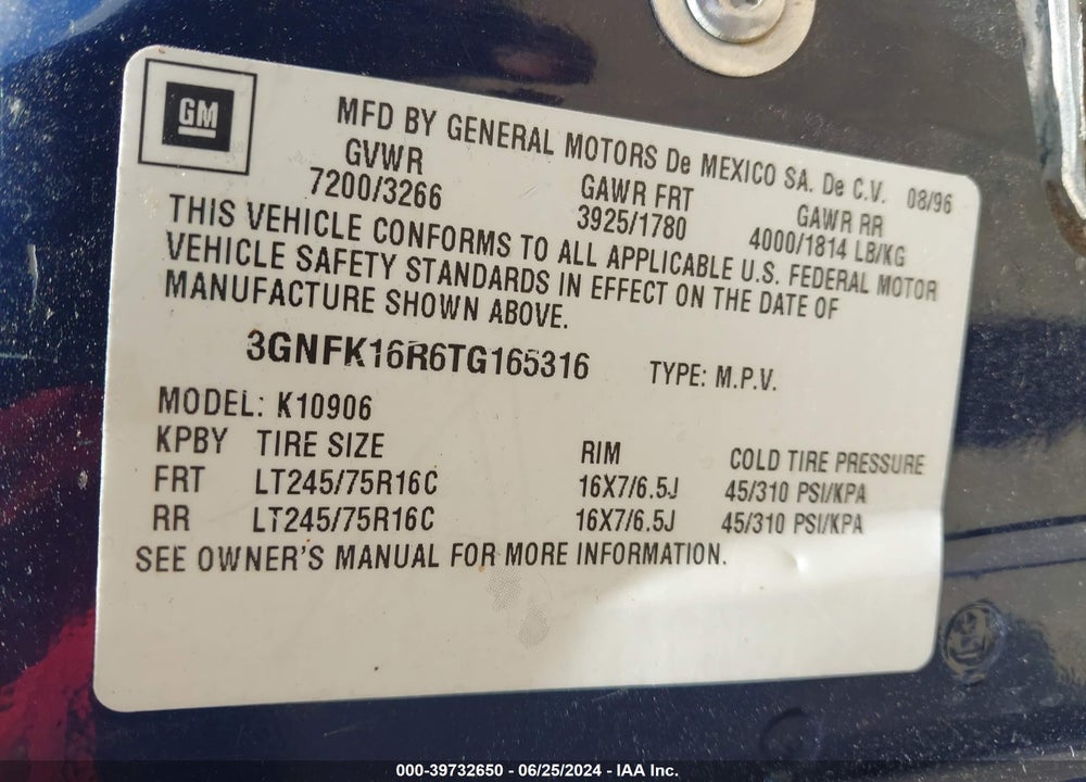 1996 CHEVROLET SUBURBAN K1500 VIN: 3GNFK16R6TG165316
