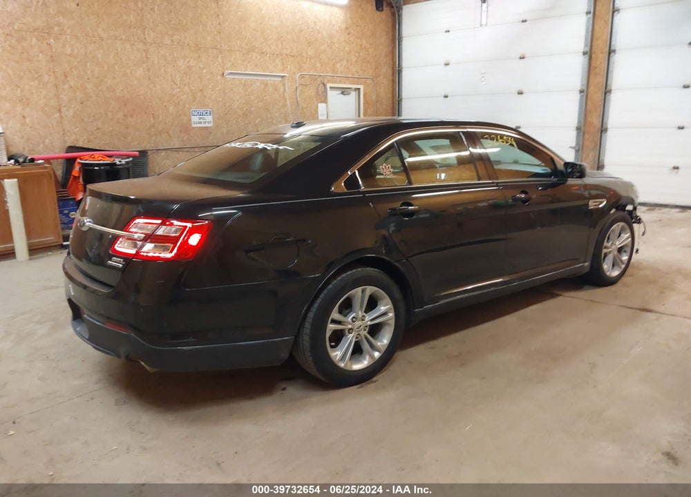 2015 FORD TAURUS SEL VIN: 1FAHP2E81FG118007