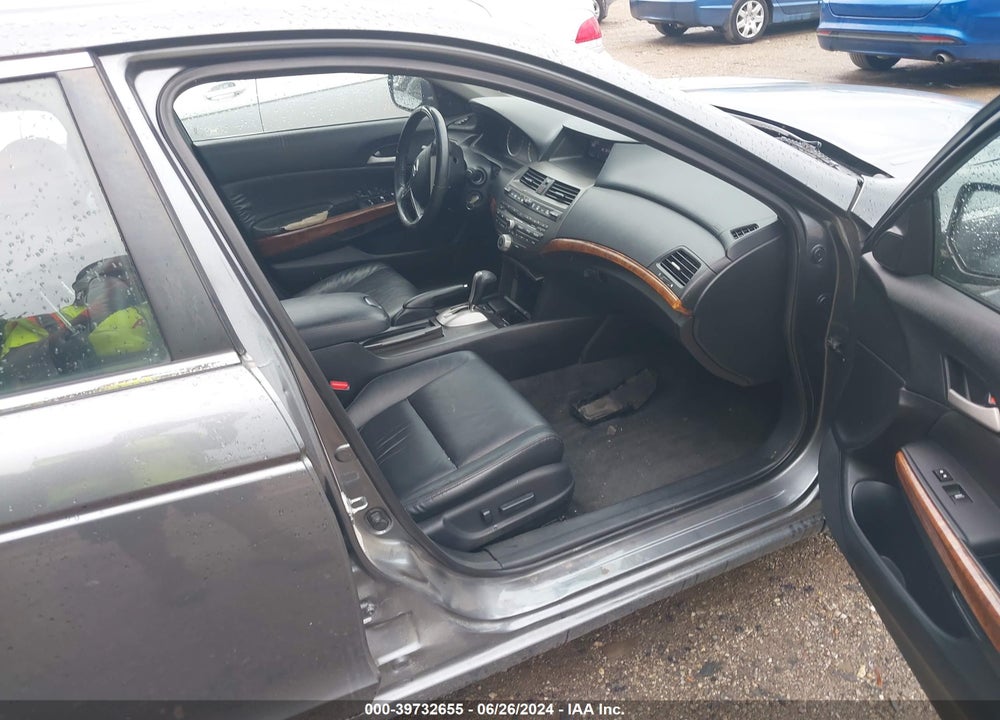 2012 HONDA ACCORD 2.4 EX-L VIN: 1HGCP2F8XCA103346