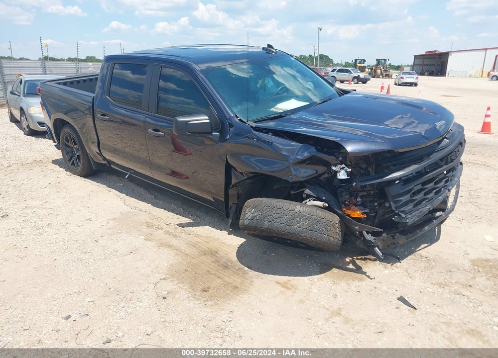2022 CHEVROLET SILVERADO 1500 2WD SHORT BED CUSTOM VIN: 1GCPABEK5NZ562528
