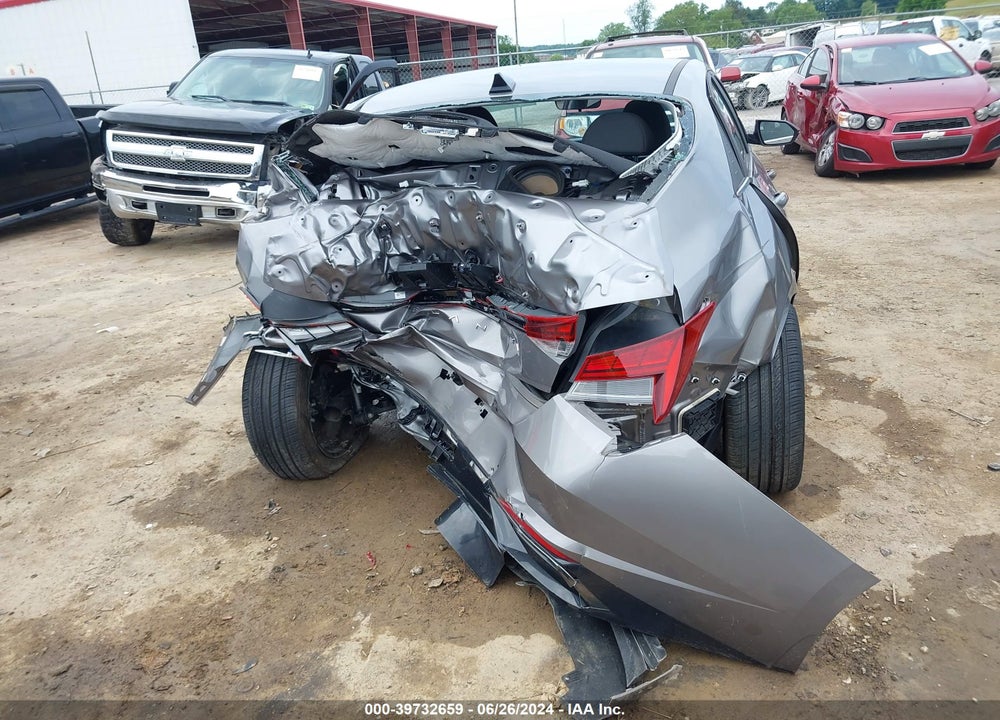 2022 HYUNDAI ELANTRA SEL VIN: KMHLN4AG2NU332504