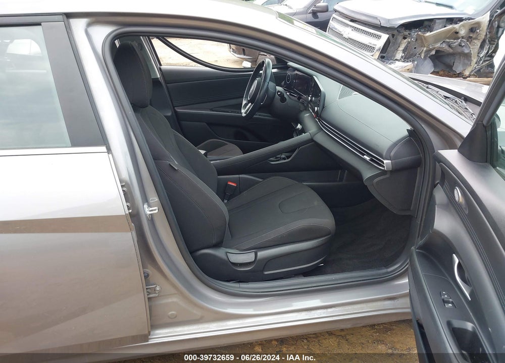 2022 HYUNDAI ELANTRA SEL VIN: KMHLN4AG2NU332504