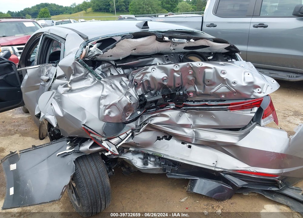 2022 HYUNDAI ELANTRA SEL VIN: KMHLN4AG2NU332504