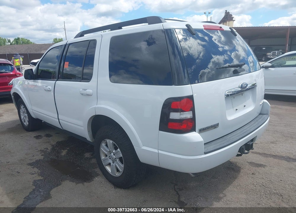 2010 FORD EXPLORER XLT VIN: 1FMEU7D84AUA59559