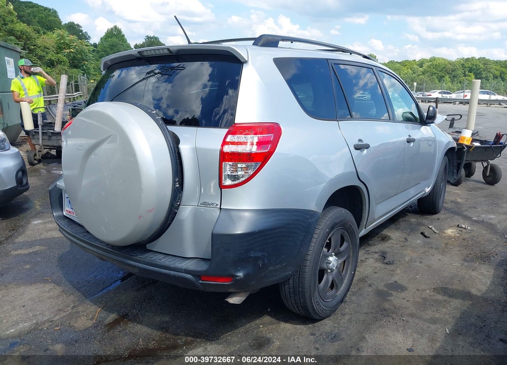 2009 TOYOTA RAV4 BASE V6 VIN: JTMBK35V995079192