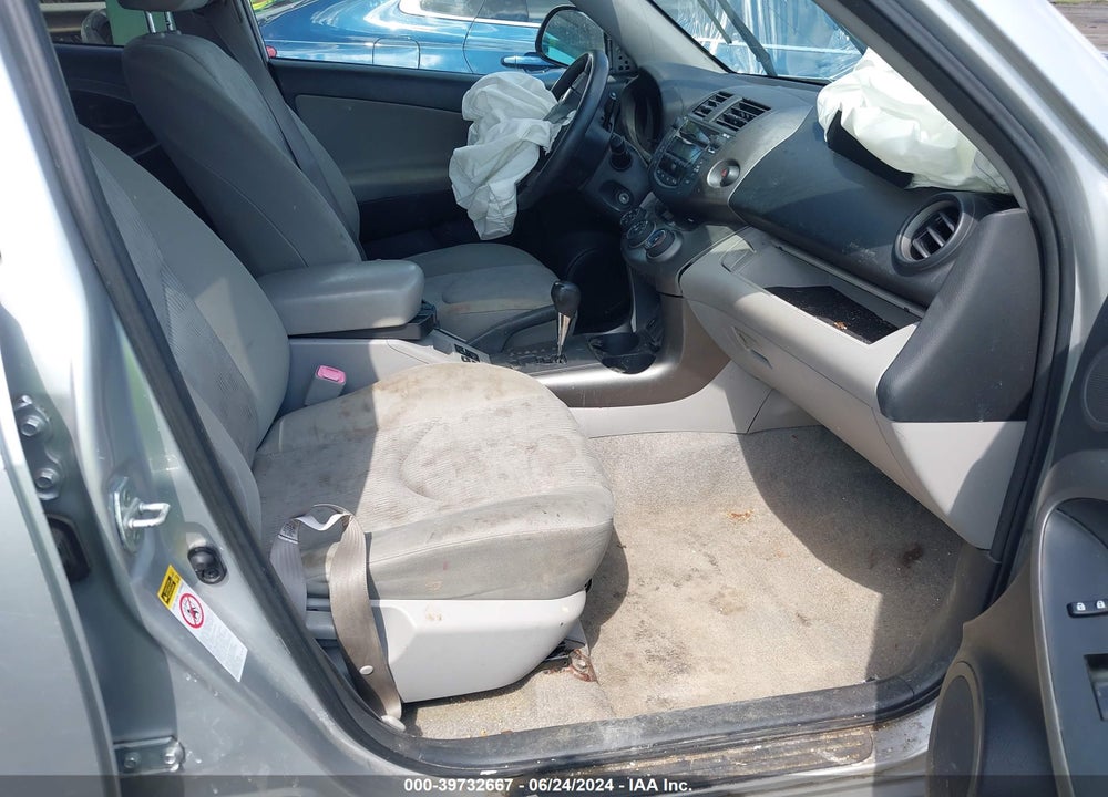 2009 TOYOTA RAV4 BASE V6 VIN: JTMBK35V995079192