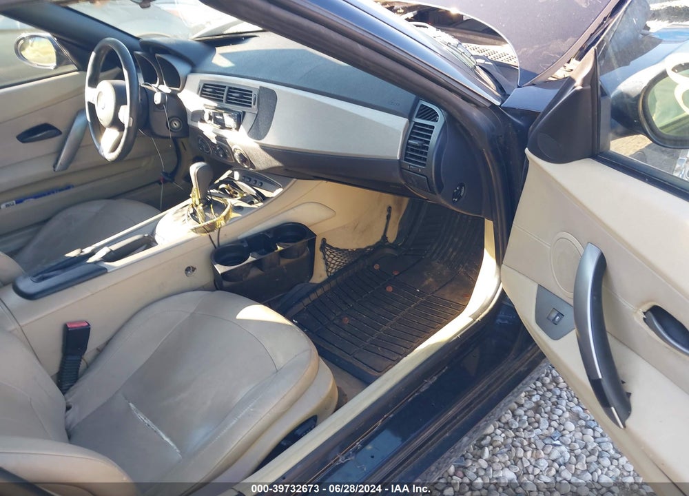 2004 BMW Z4 2.5I VIN: 4USBT33544LS48999