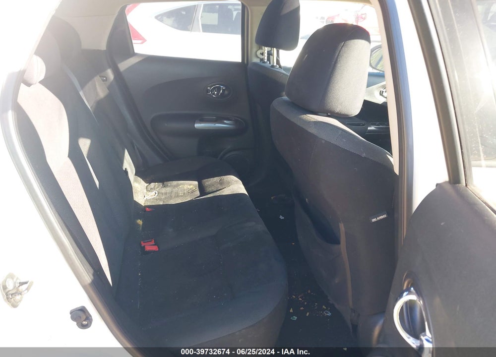 2013 NISSAN JUKE SV VIN: JN8AF5MR5DT216508