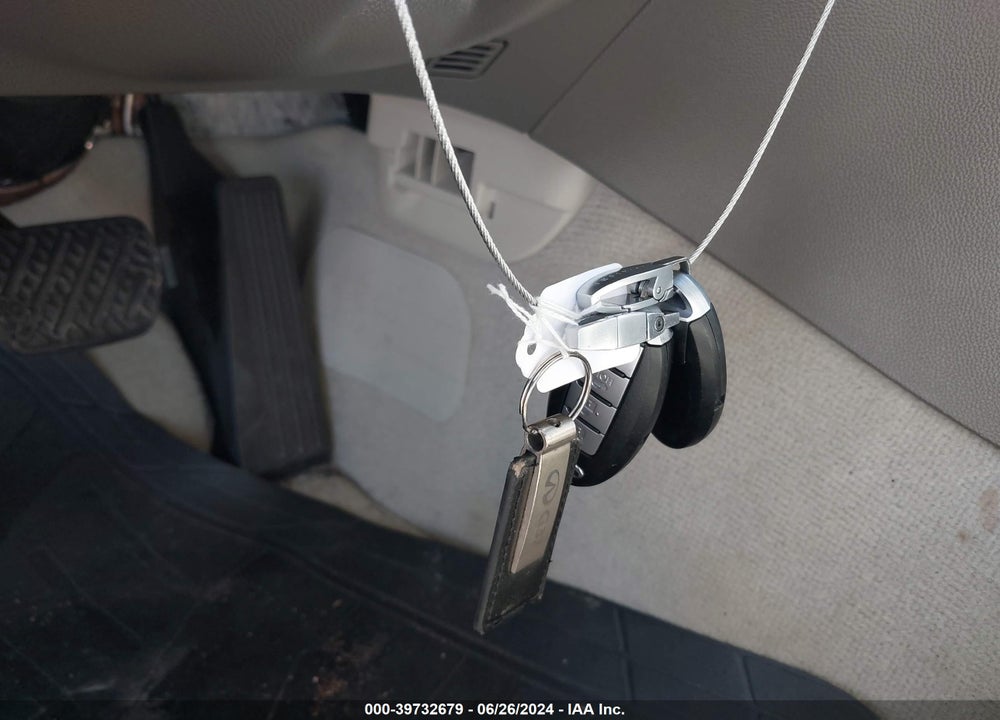 2010 INFINITI G37X VIN: JN1CV6EL3AM152923