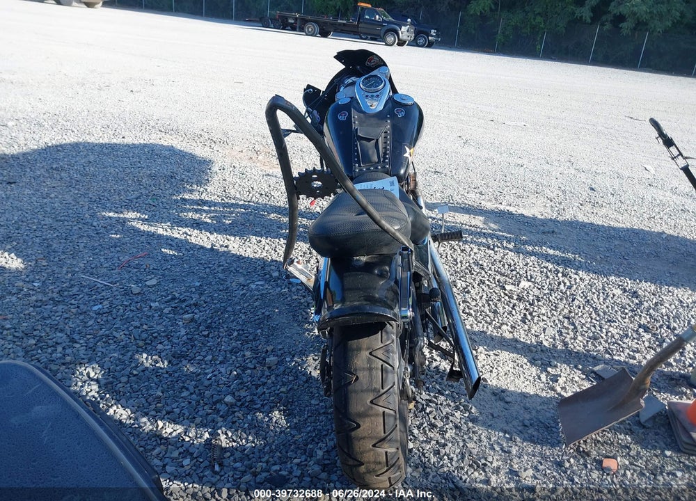 1998 KAWASAKI VN800 VIN: JKAVNCA12WB501026