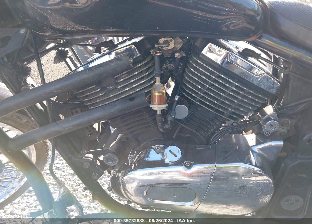 1998 KAWASAKI VN800 VIN: JKAVNCA12WB501026