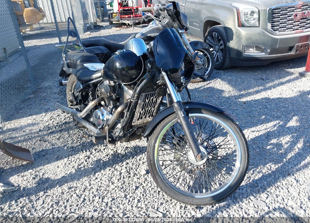 1998 KAWASAKI VN800 VIN: JKAVNCA12WB501026