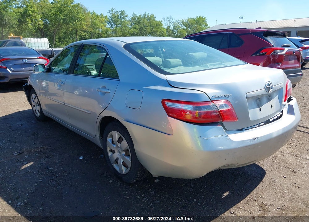 2007 TOYOTA CAMRY LE VIN: 4T1BE46K47U172010