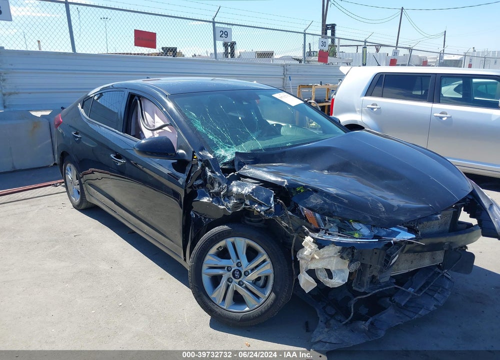 2020 HYUNDAI ELANTRA SEL VIN: 5NPD84LF0LH528517