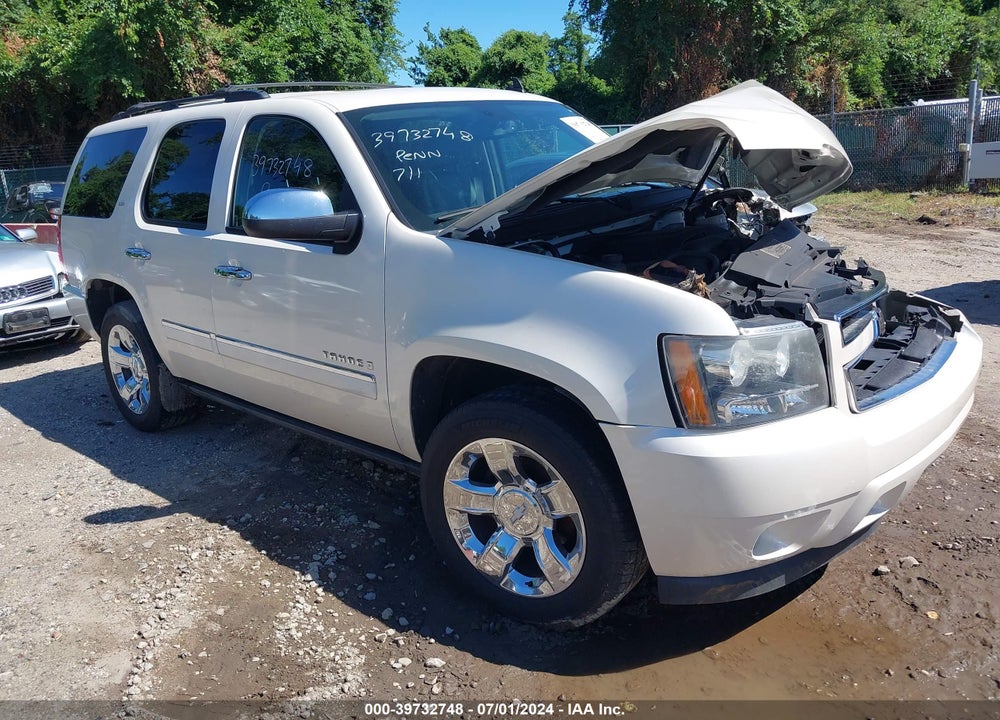 2009 CHEVROLET TAHOE LTZ VIN: 1GNFK330X9R181884