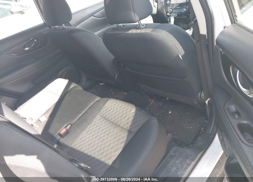 2017 NISSAN ROGUE SV VIN: 5N1AT2MV8HC849196