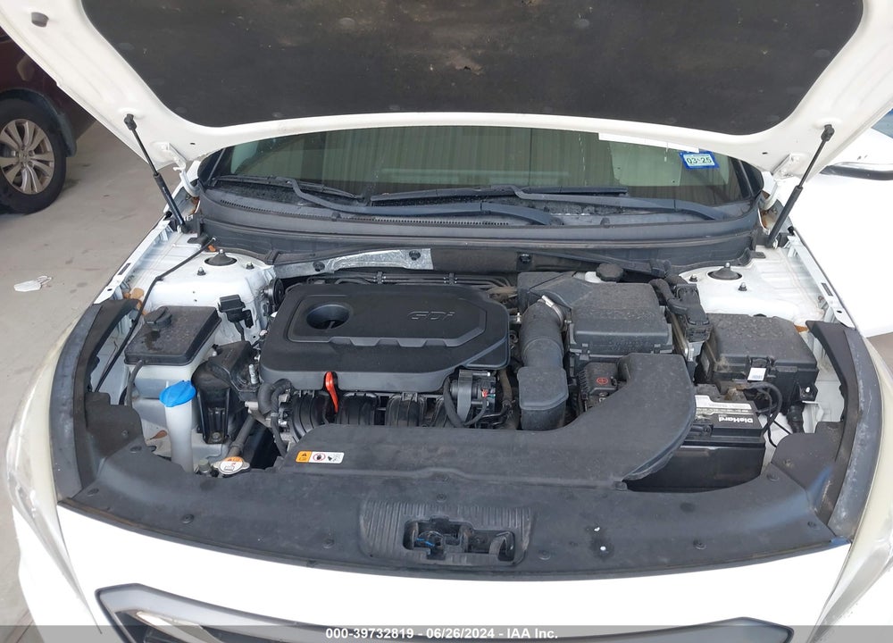 2015 HYUNDAI SONATA SPORT VIN: 5NPE34AF5FH252717