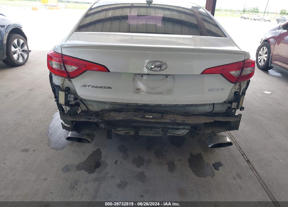 2015 HYUNDAI SONATA SPORT VIN: 5NPE34AF5FH252717