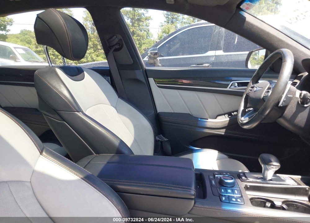 2019 GENESIS G80 3.3T SPORT VIN: KMHGN4JB6KU286306