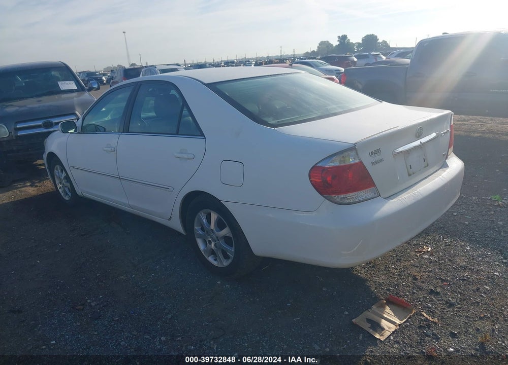 2005 TOYOTA CAMRY VIN: 4T1BF32K25U097706