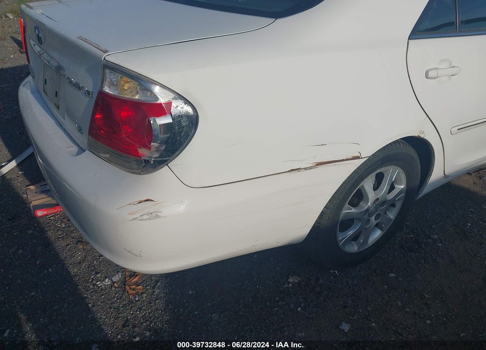 2005 TOYOTA CAMRY VIN: 4T1BF32K25U097706