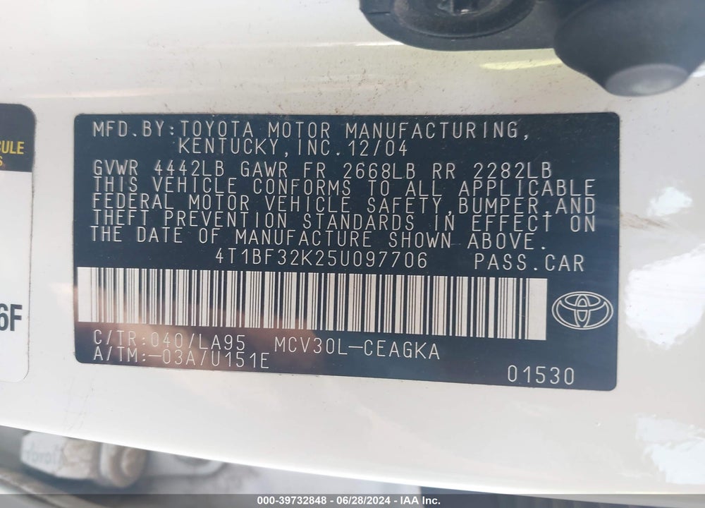 2005 TOYOTA CAMRY VIN: 4T1BF32K25U097706