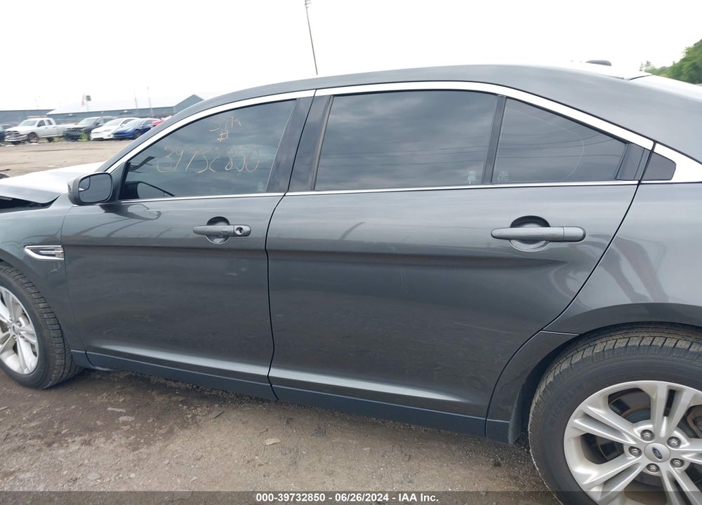 2018 FORD TAURUS SEL VIN: 1FAHP2E87JG113757