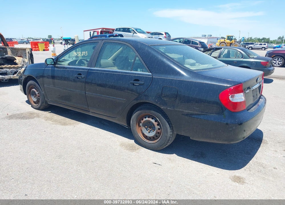 2002 TOYOTA CAMRY LE VIN: JTDBE32KX20071879
