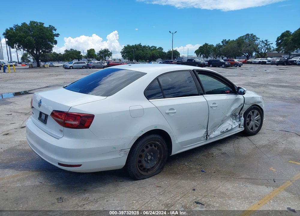 2017 VOLKSWAGEN JETTA 1.4T S VIN: 3VW2B7AJ5HM214118