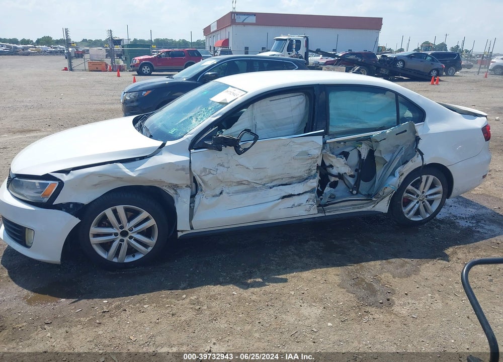 2012 VOLKSWAGEN JETTA GLI VIN: 3VW467AJ6CM420232