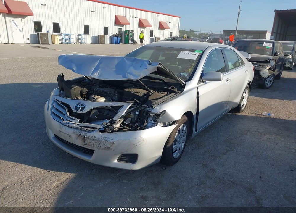 2010 TOYOTA CAMRY LE VIN: 4T1BF3EK8AU008565