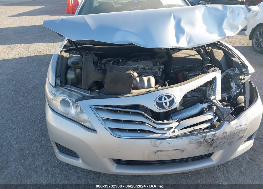 2010 TOYOTA CAMRY LE VIN: 4T1BF3EK8AU008565