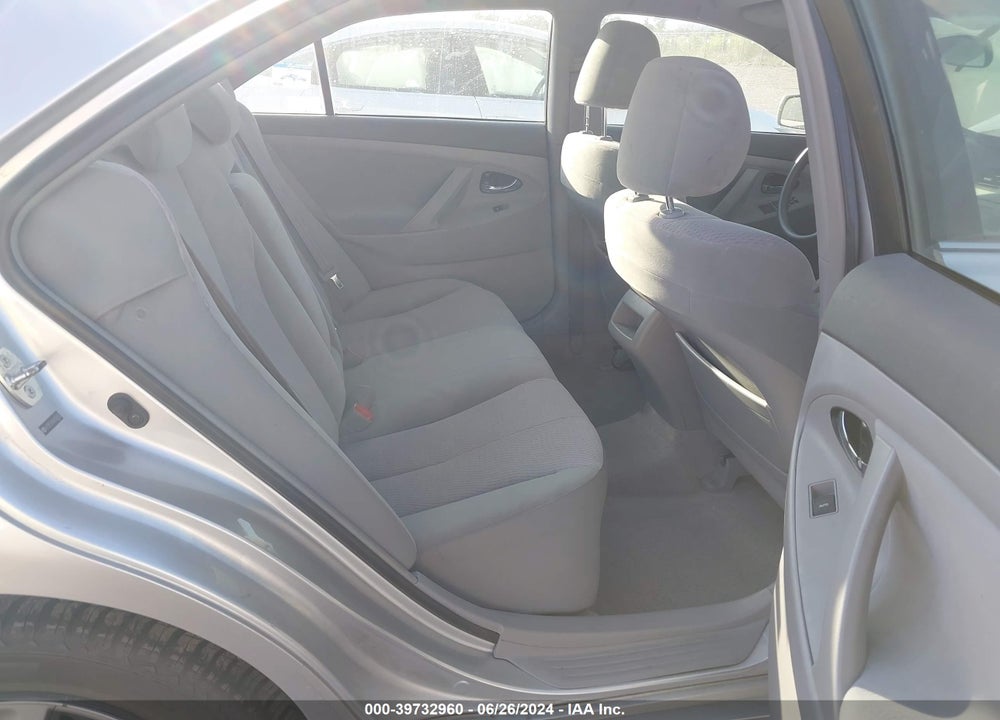 2010 TOYOTA CAMRY LE VIN: 4T1BF3EK8AU008565