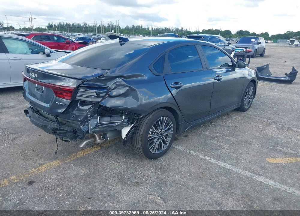 2024 KIA FORTE GT LINE VIN: 3KPF54AD4RE752213