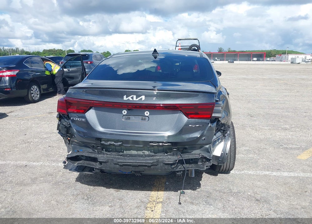 2024 KIA FORTE GT LINE VIN: 3KPF54AD4RE752213