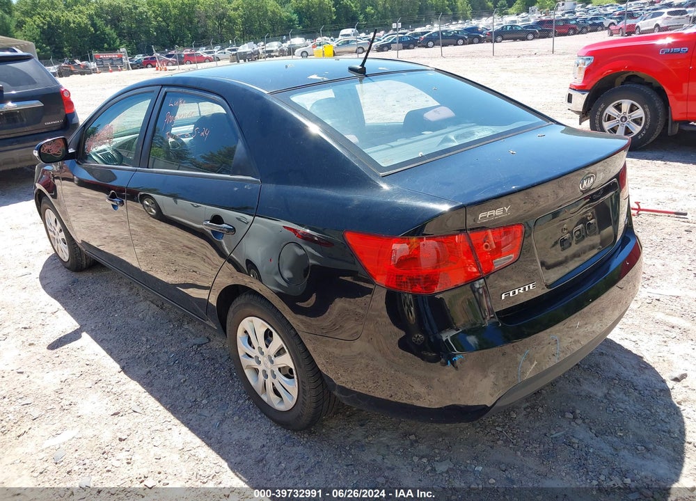 2010 KIA FORTE EX VIN: KNAFU4A25A5104684