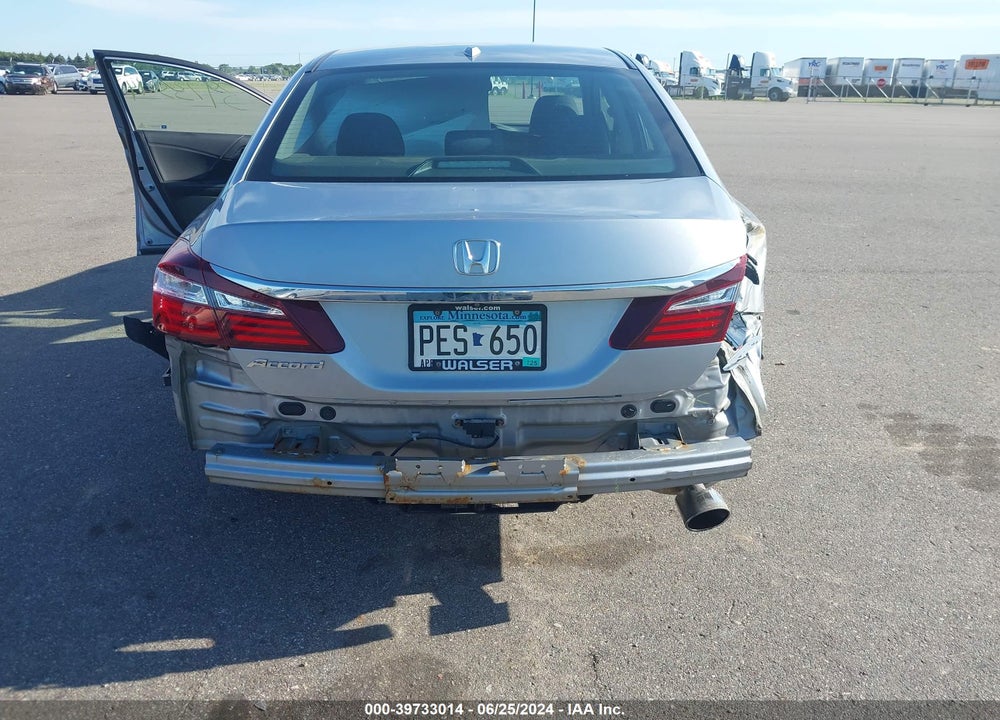 2017 HONDA ACCORD EX VIN: 1HGCR2F70HA157358