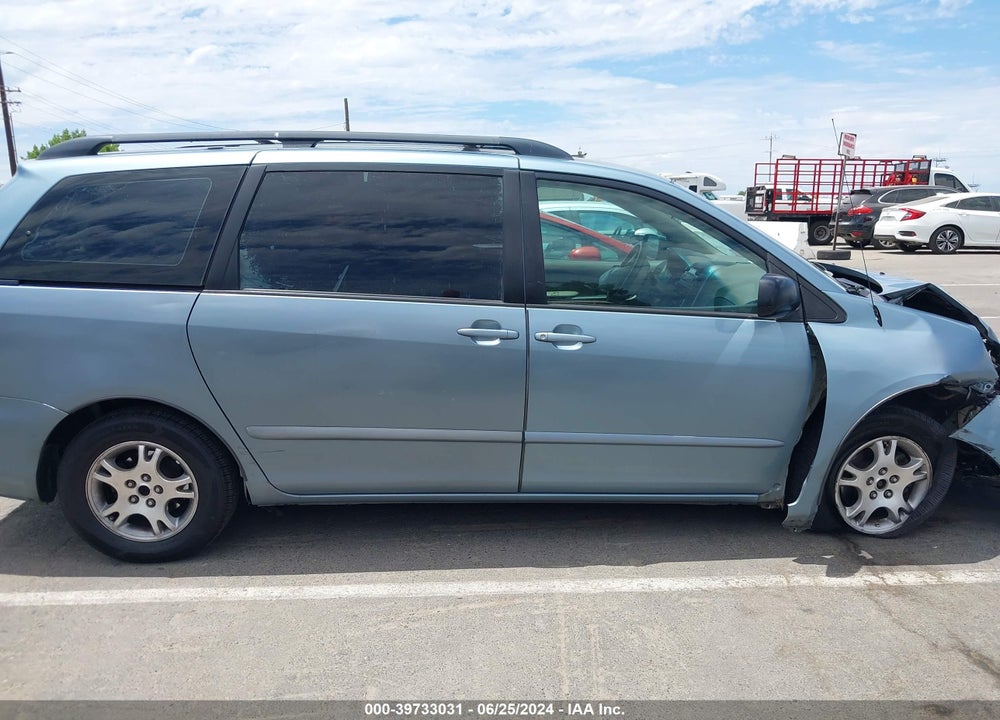 2008 TOYOTA SIENNA CE VIN: 5TDZK23C28S215469
