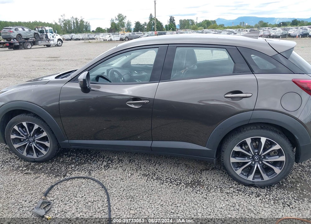 2019 MAZDA CX-3 TOURING VIN: JM1DKFC72K0412379