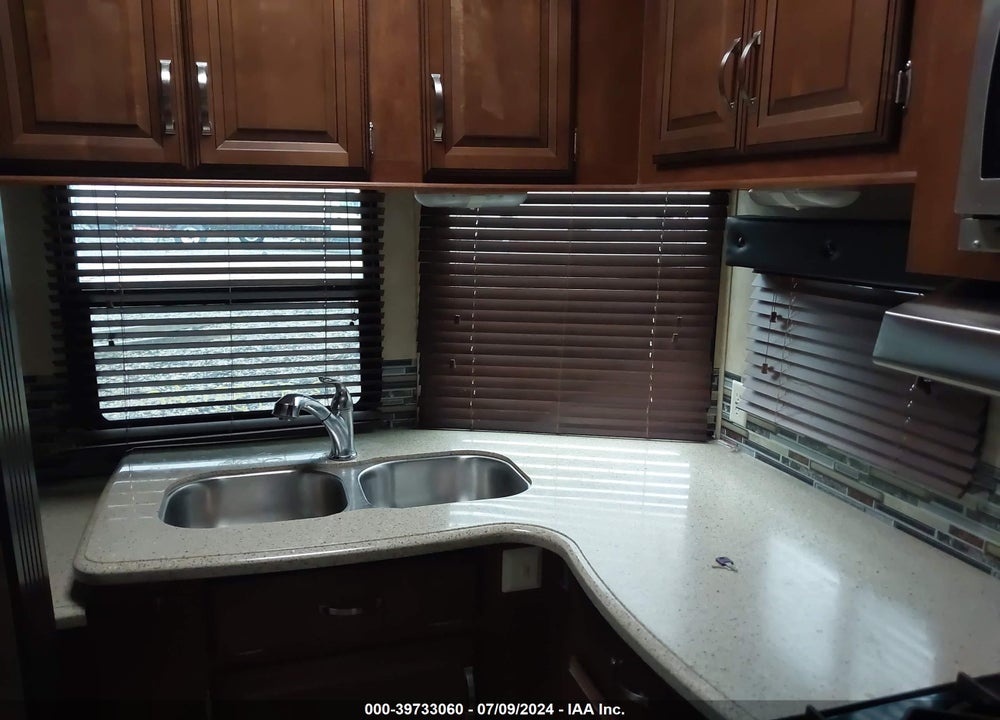 2015 FOREST RIVER SALEM VILLA 39FDEN VIN: 4X4TSMP2XFM023478