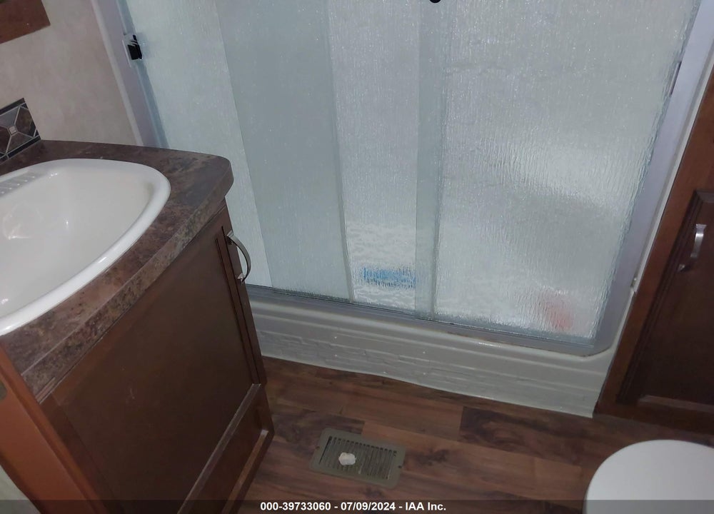 2015 FOREST RIVER SALEM VILLA 39FDEN VIN: 4X4TSMP2XFM023478