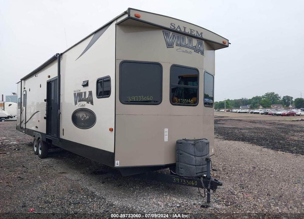 2015 FOREST RIVER SALEM VILLA 39FDEN VIN: 4X4TSMP2XFM023478