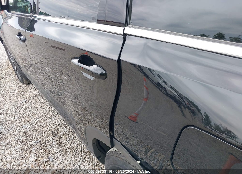 2019 TOYOTA HIGHLANDER XLE VIN: 5TDJZRFH6KS611243
