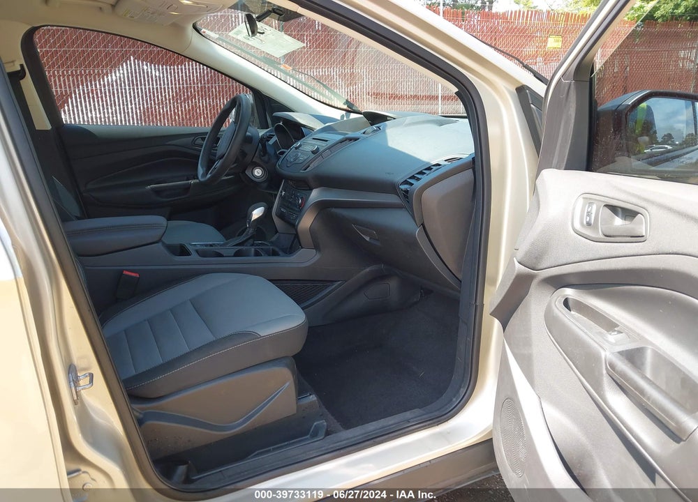 2018 FORD ESCAPE S VIN: 1FMCU0F79JUA84315