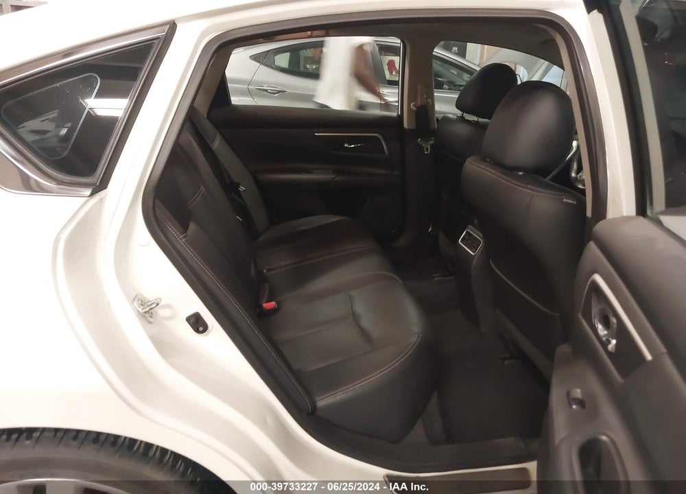 2017 NISSAN ALTIMA 3.5 SL VIN: 1N4BL3AP9HC197988
