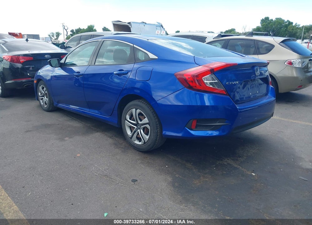 2018 HONDA CIVIC LX VIN: 19XFC2F57JE026474